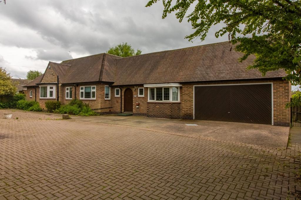 Markfield Lane, Markfield, LE67 3 bed detached bungalow for sale £550,000