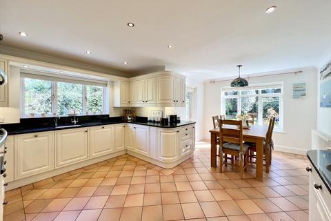 3 Elgin Road, Bournemouth, BH4 9NL