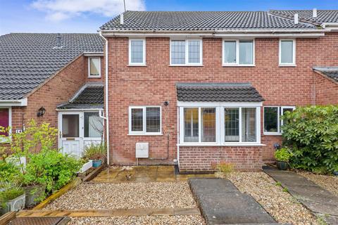 2 bedroom terraced house for sale, Wilfred Close, Worcester