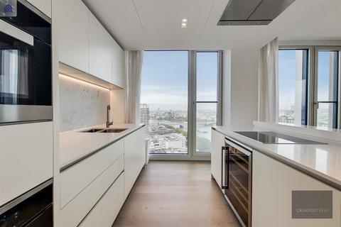 2 bedroom apartment to rent, Southbank Tower, Southwark