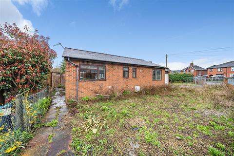 6 Caeglas, Welshpool, SY21 7BS