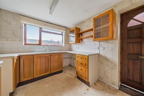 6 Caeglas, Welshpool, SY21 7BS