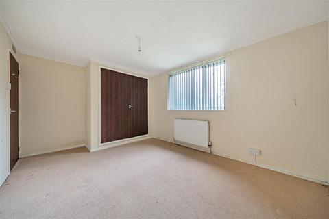 6 Caeglas, Welshpool, SY21 7BS