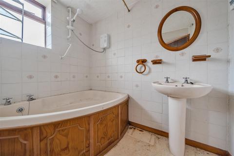 6 Caeglas, Welshpool, SY21 7BS