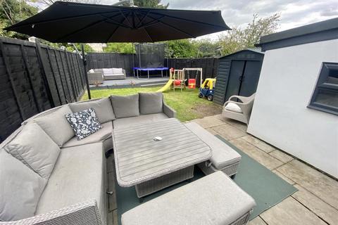 46 Maple Springs, Waltham Abbey, EN9 3LL