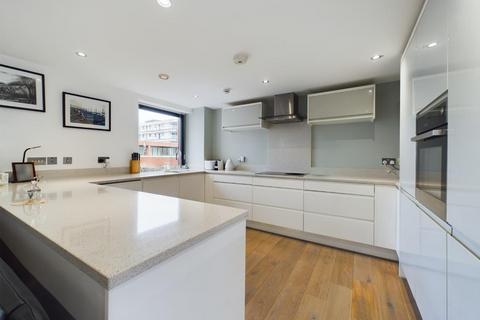 3 bedroom flat for sale, Shaws Alley, Liverpool