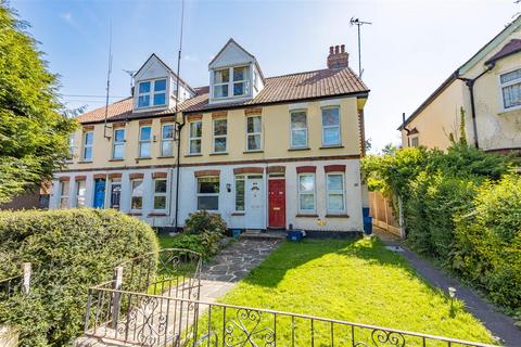 CARLTON AVENUE, Westcliff-On-Sea