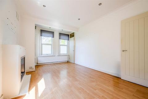 2 bedroom apartment for sale, CARLTON AVENUE, Westcliff-On-Sea