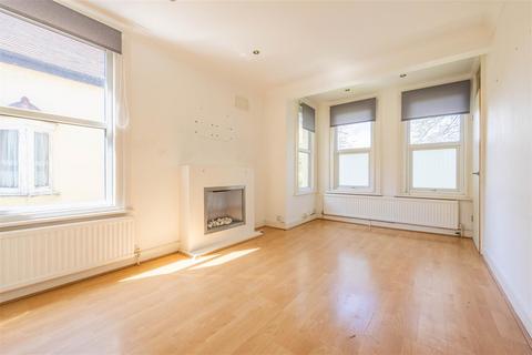 undefined, CARLTON AVENUE, Westcliff-On-Sea
