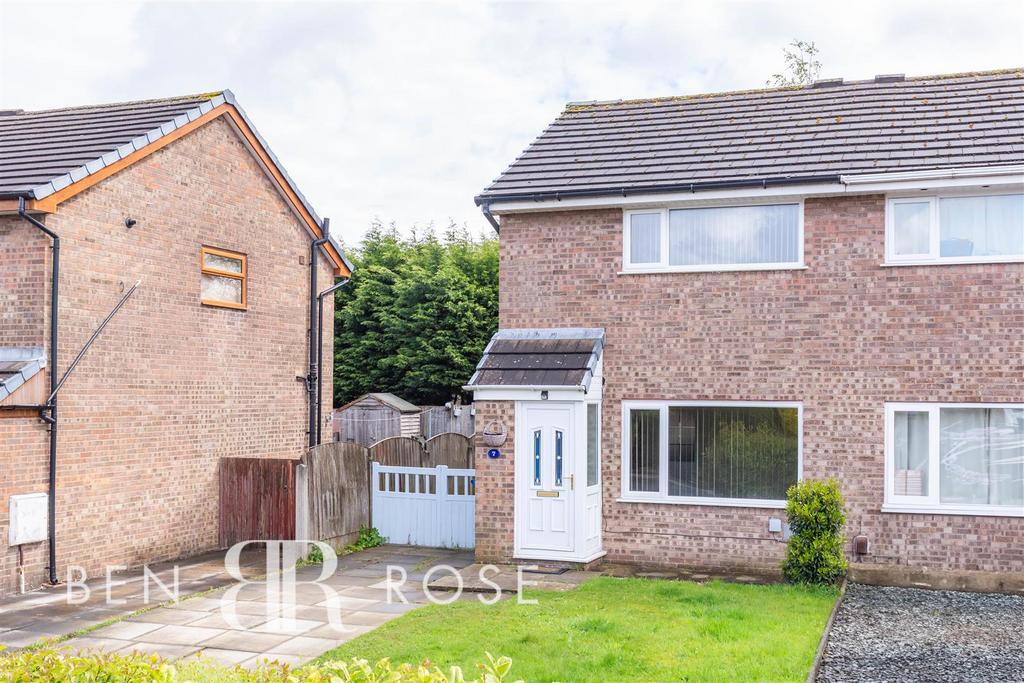 Harperley, Chorley 2 bed semidetached house £169,995