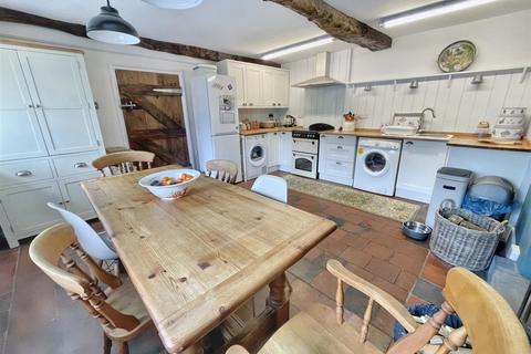 2 bedroom cottage for sale, Llanfynydd, Carmarthen