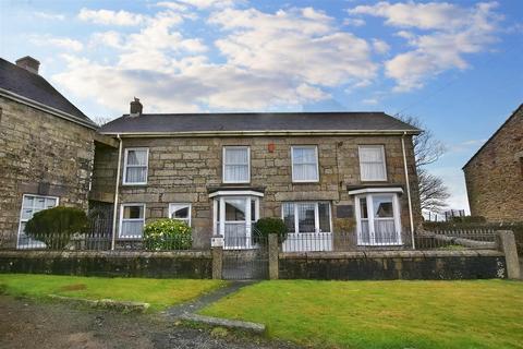 4 bedroom house for sale, The Square, Four Lanes, Redruth