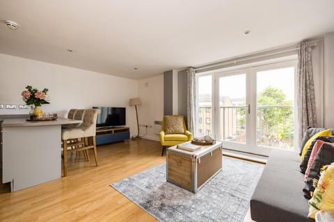 1 bedroom flat to rent, Tredegar Road, London E3