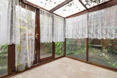 6 Challenger Close, Ledbury, HR8 2PW