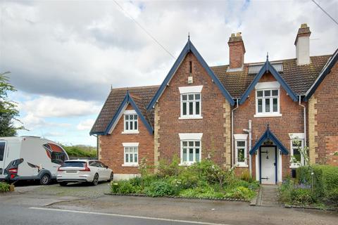 4 bedroom semi-detached house for sale, Jenny Brough Lane, Hessle