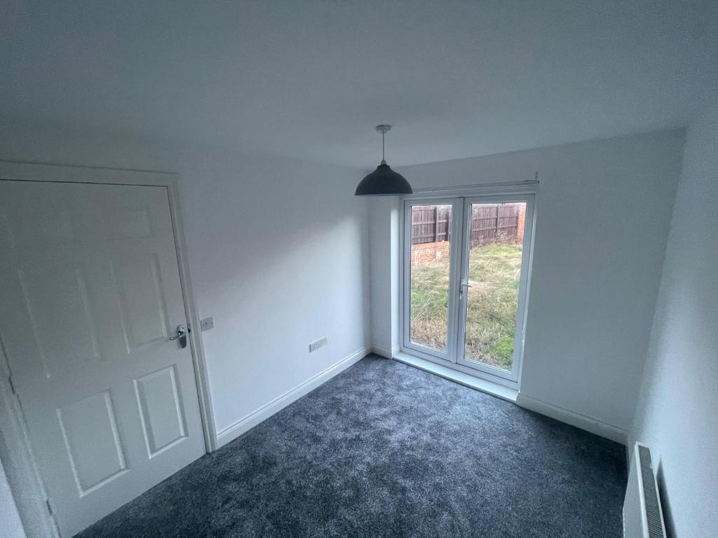 Bedroom4/ Study