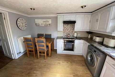105 Ashburnham Road, Pembrey, Burry Port, SA16 0TW
