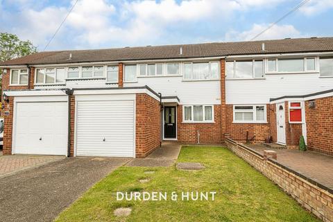 Martlesham Close, Hornchurch, RM12