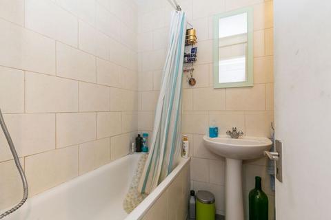 1 bedroom flat to rent, N8