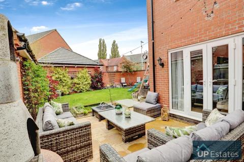 4 bedroom detached house for sale, Sunburst Drive, off the Long Shoot, Nuneaton