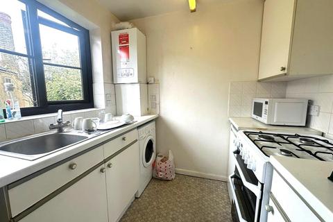 1 bedroom flat to rent, West Street, Watford WD17