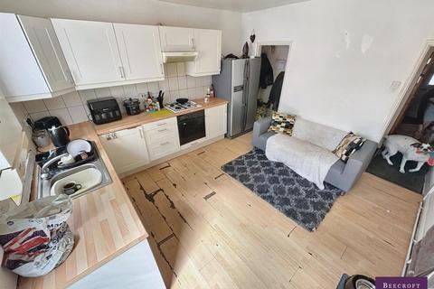 57 Barnsley Road, Wombwell, Barnsley, S73 8HT