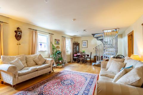 4 bedroom end of terrace house for sale, Buckingham Street, York