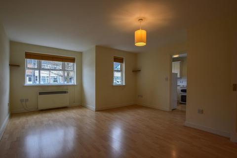 2 bedroom apartment to rent, Winstanley Court, Cromwell Road, Cambridge