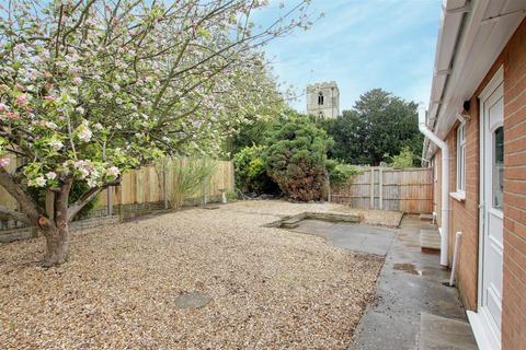 2 bedroom property for sale, Church Lane, Huttoft LN13