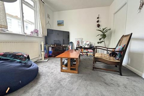 2 bedroom end of terrace house for sale, North Gardens, Brighton