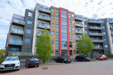 2 bedroom flat for sale, Shetland Road, Basingstoke RG24