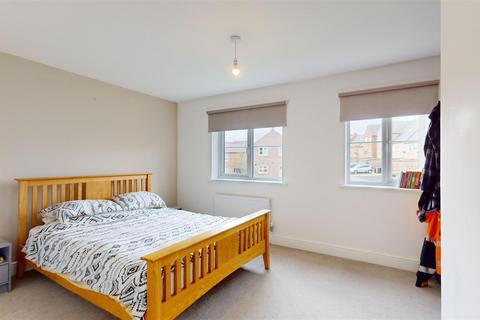 3 bedroom terraced house for sale, Barrowfield Drive, Stamford