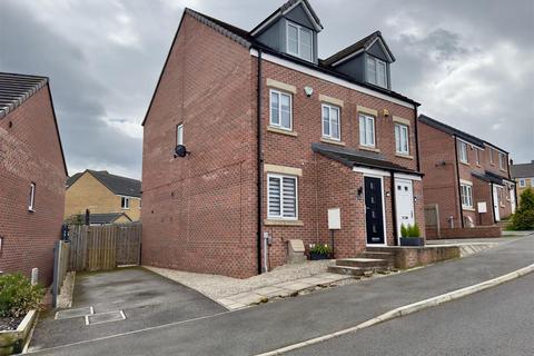 8 Mitchells Avenue, Wombwell, Barnsley, S73 8GB