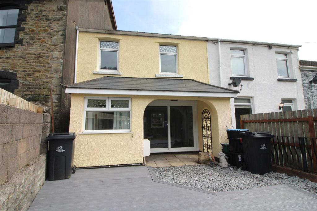 Hill Street, Abertillery NP13 4 bed terraced house - £149,750