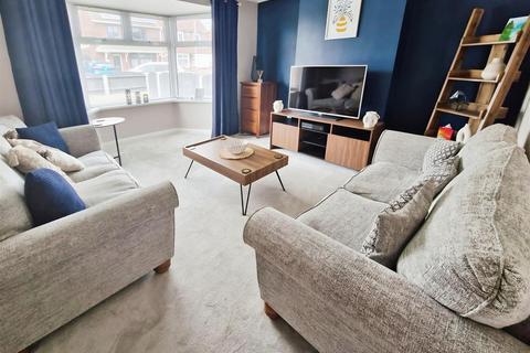 14 Cheetham Drive, Maltby, Rotherham, S66 8JS
