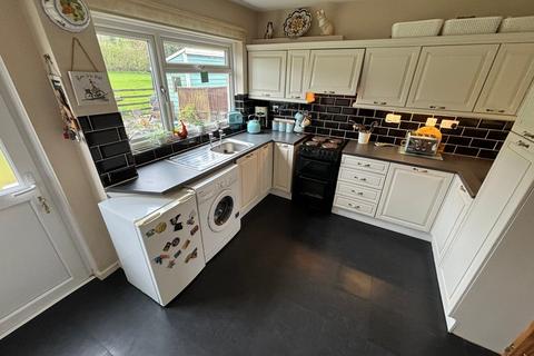 5 Bro Clywedog, Llanfair Clydogau, Lampeter, SA48 8LD