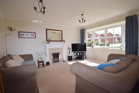 4 bedroom detached house for sale, Stonehall Road, Rugby CV22