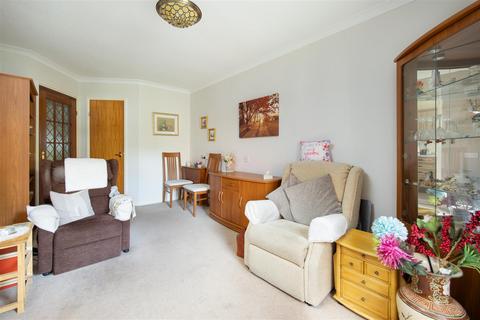 1 bedroom retirement property for sale, Raleigh Court, Trowbridge