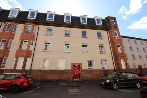 3 bedroom flat for sale, Highholm Street, Port Glasgow PA14