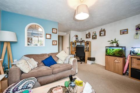 49 Hibiscus Crescent, Andover, SP10 3WE
