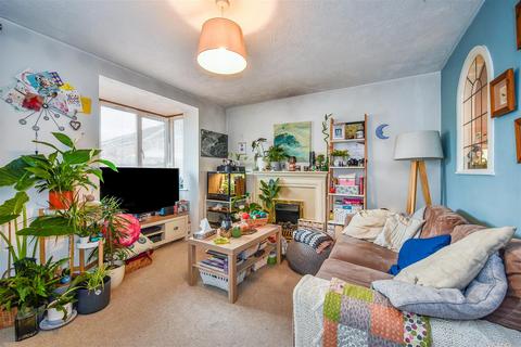 49 Hibiscus Crescent, Andover, SP10 3WE
