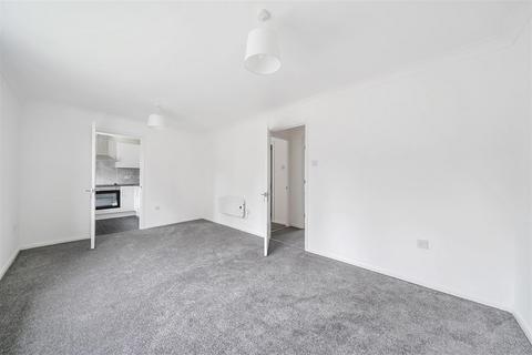 2 bedroom apartment for sale, Queens Road, Maidstone