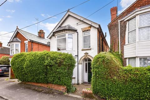 3 bedroom detached house for sale, Old Winton Road, Andover