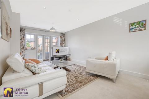 73 Dray Gardens, Buntingford, SG9 9GG