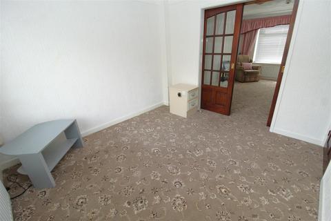 3 Downside Drive, Liverpool, L10 8LJ