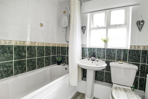 16 Anstruther Drive, Darlington, DL1 3TE