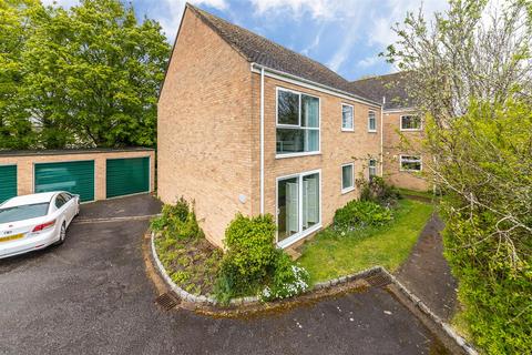 31 Boundary Close, Woodstock, OX20 1LR