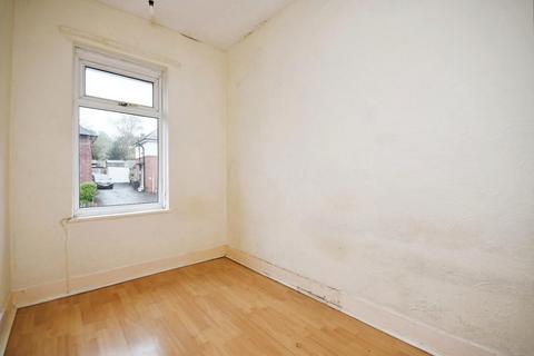 10 Carrill Road, Sheffield, S6 1BD