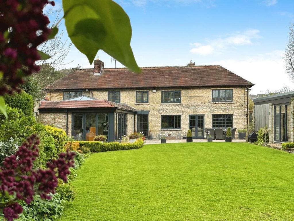 Moor Lane, East Ayton, Scarborough 4 bed detached house for sale £