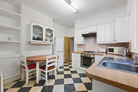 17 Carshalton Grove, Sutton, SM1 4LY